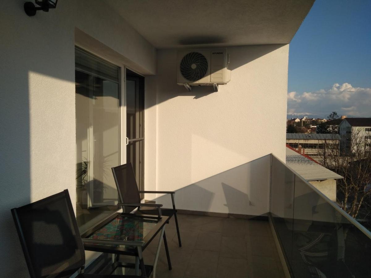 Azzurro Apartment Сибиу Екстериор снимка