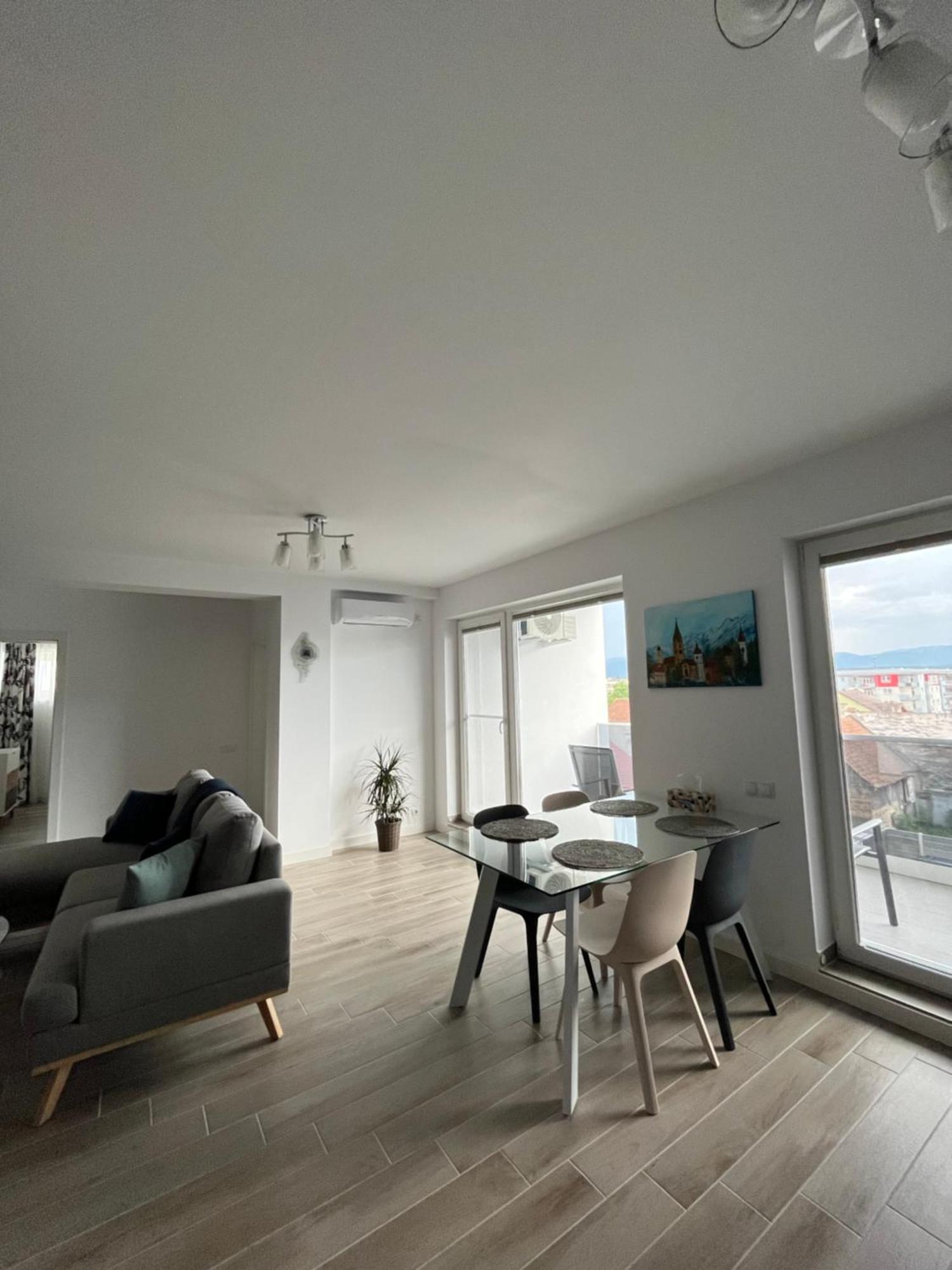 Azzurro Apartment Сибиу Екстериор снимка
